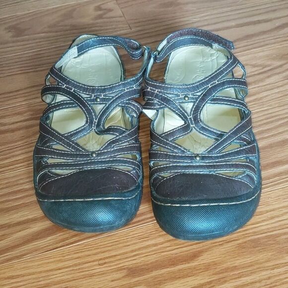 J-41 brown vegan sandals Sz 8.5 - Picture 2 of 5